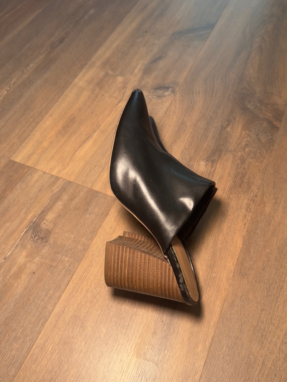 Black Leather Pointed Mule Slides - Picture 4 of 4